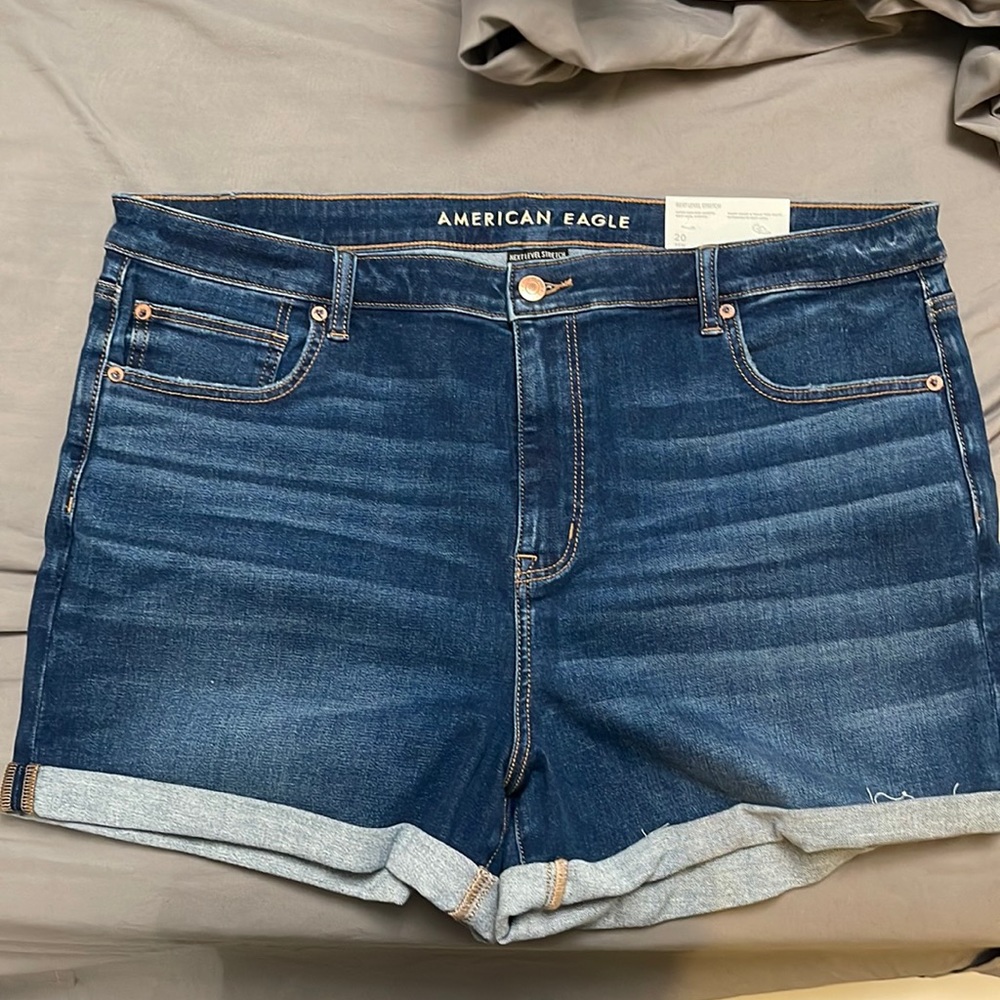 American Eagle super high rise short